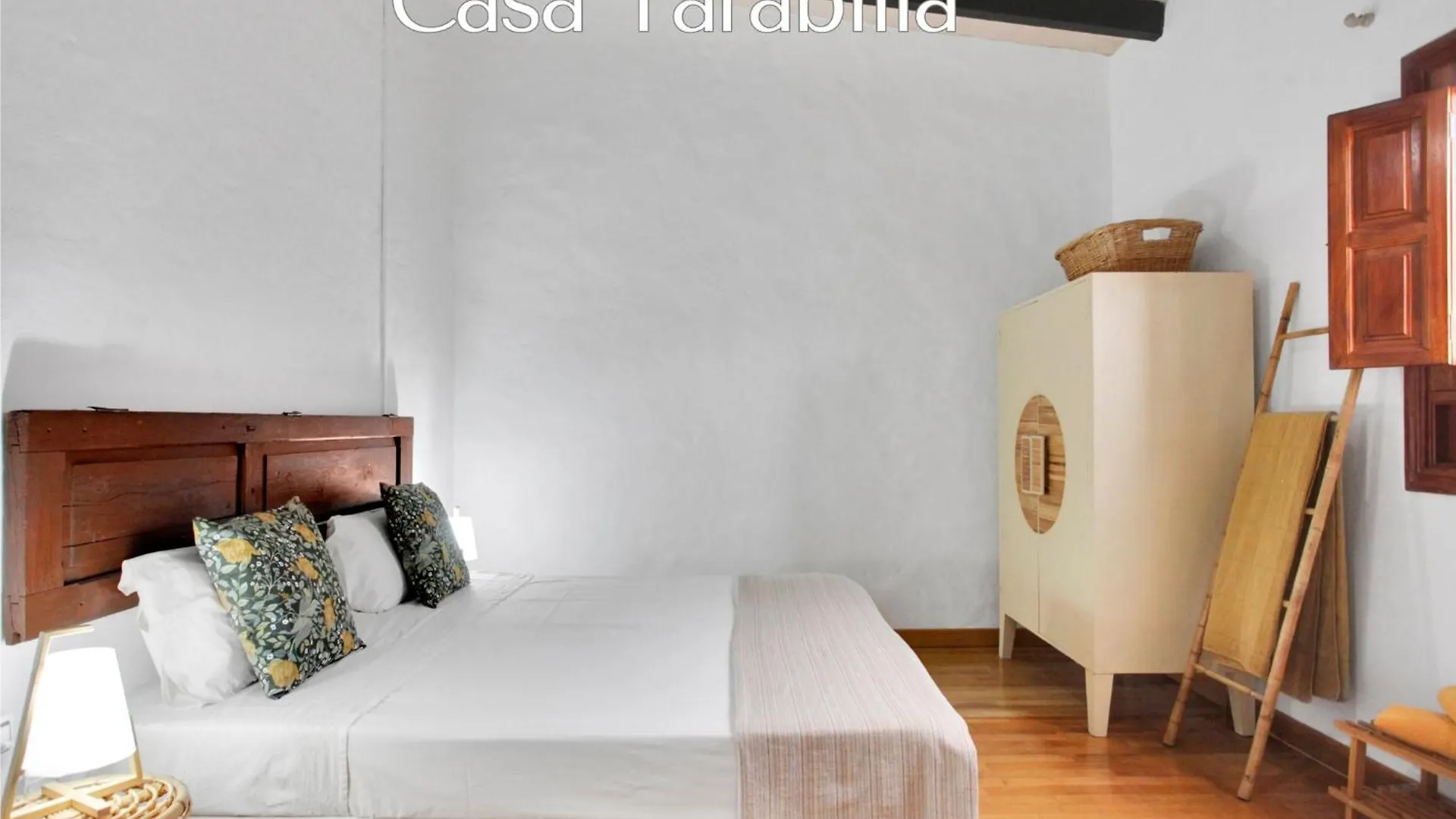 Casa Pilar, Aurora y Tarabilla en Finca Ecológica Teguitar